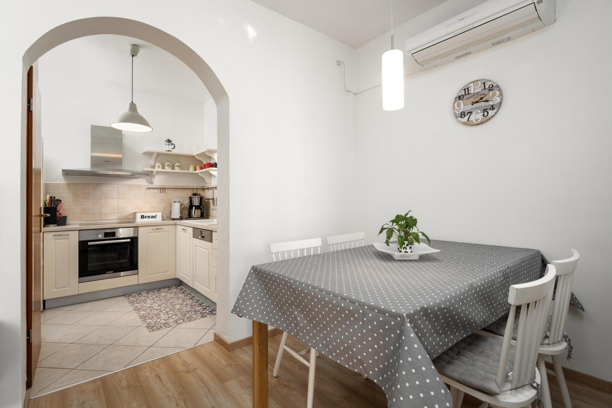 Apartment Morena Пореч Экстерьер фото