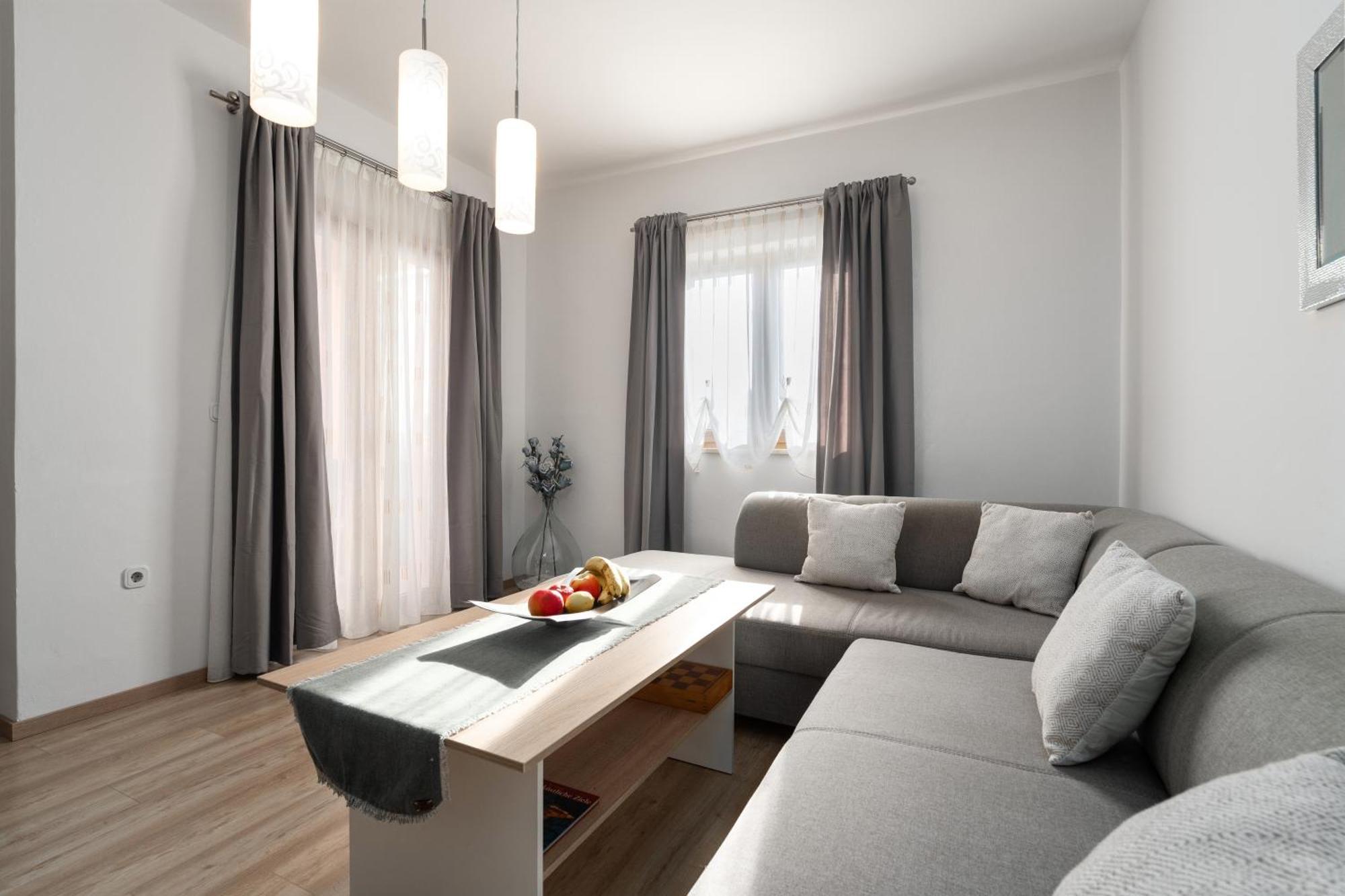 Apartment Morena Пореч Экстерьер фото